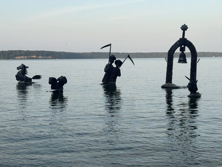 Waterfront land at Kaunas Lagoon